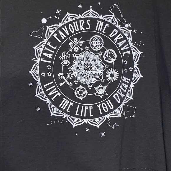 long bell sleeved crop top - Picture 2 of 4